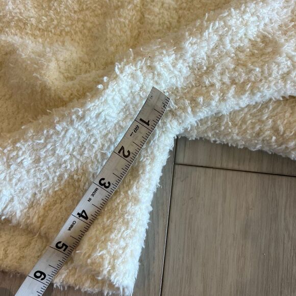 SKIMS Cozy Knit Short size s/m - Picture 3 of 8